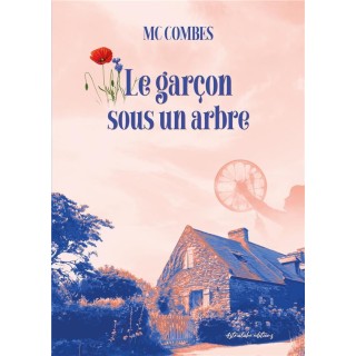 Le garçon sous un arbre