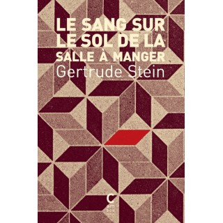 Le sang sur le sol de la salle a manger